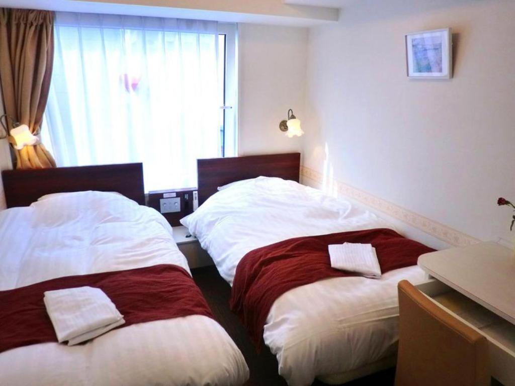 Hotel Shimbashi Sambankan Токіо Екстер'єр фото