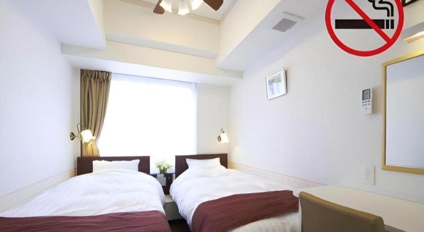 Hotel Shimbashi Sambankan Токіо Екстер'єр фото