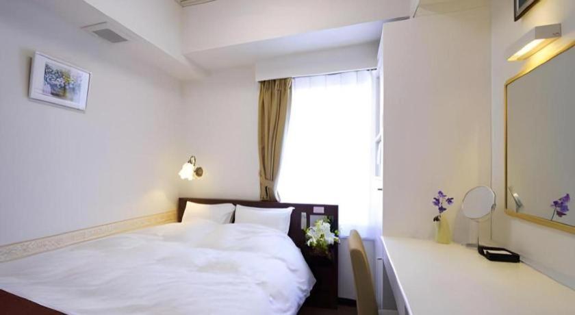 Hotel Shimbashi Sambankan Токіо Екстер'єр фото